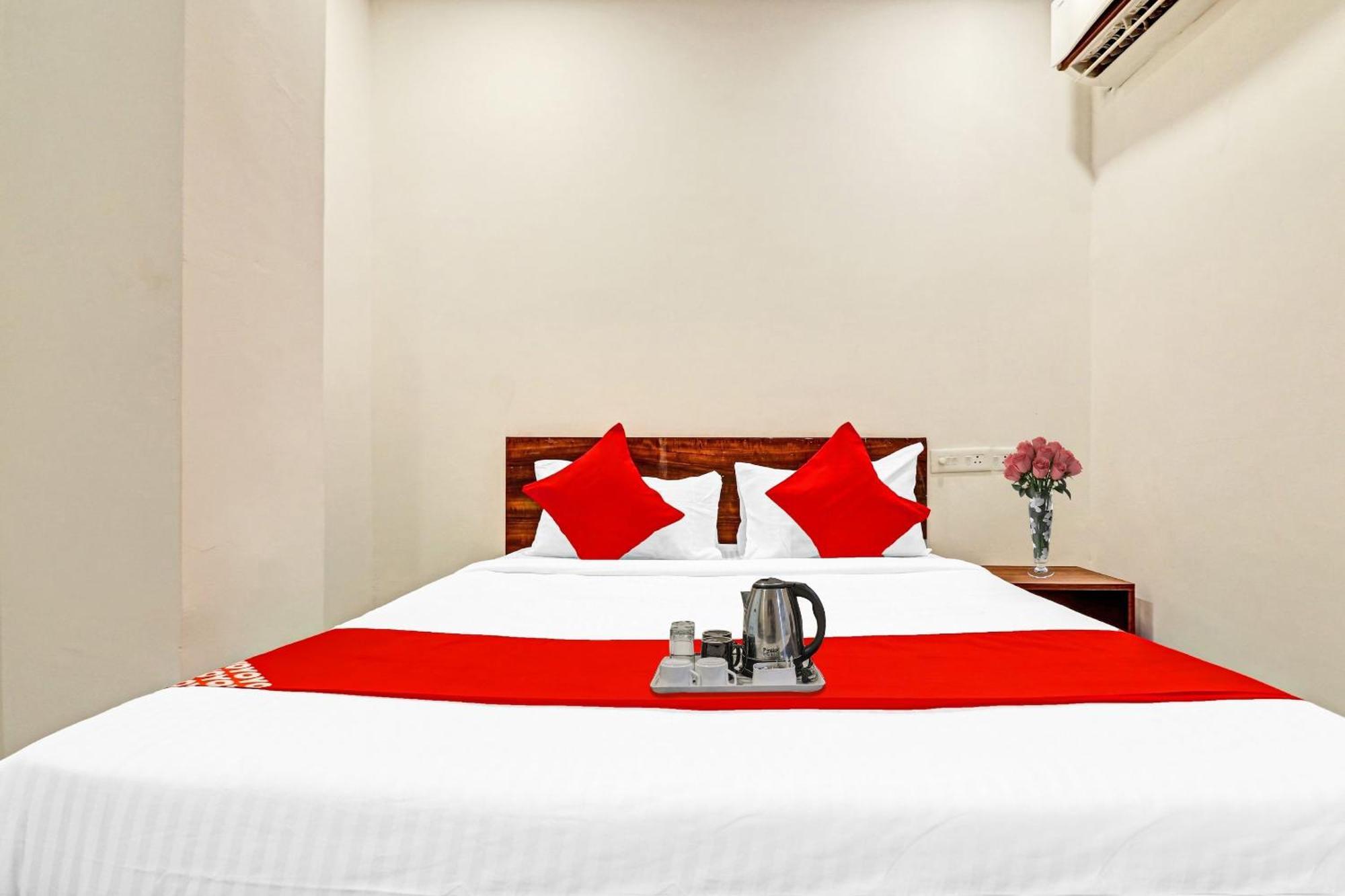 Hotel O Night Eye 海得拉巴 外观 照片