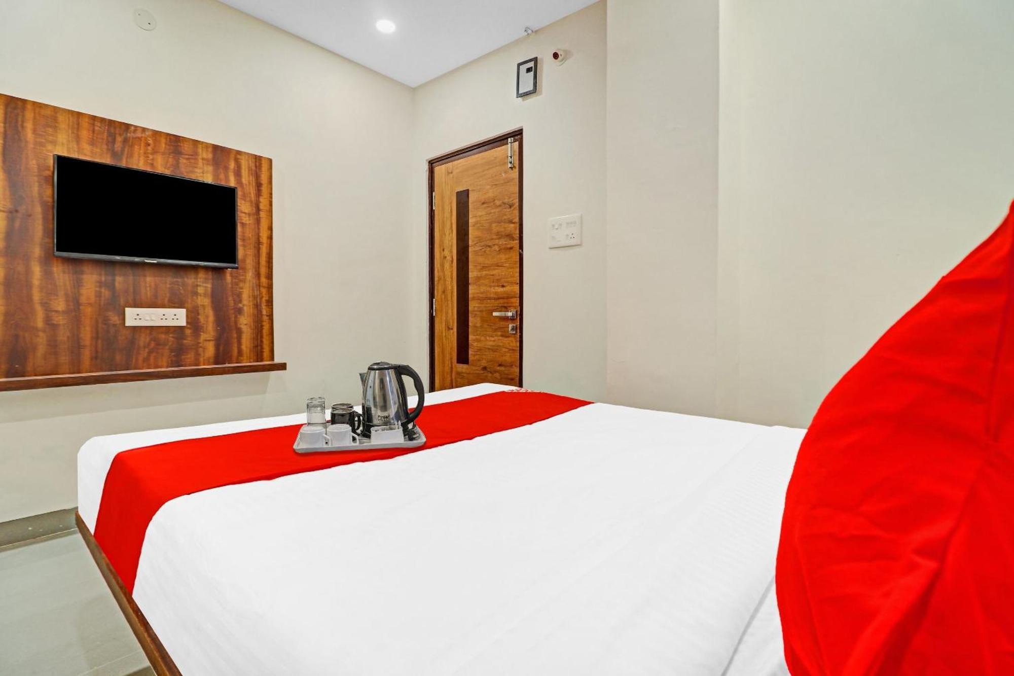 Hotel O Night Eye 海得拉巴 外观 照片