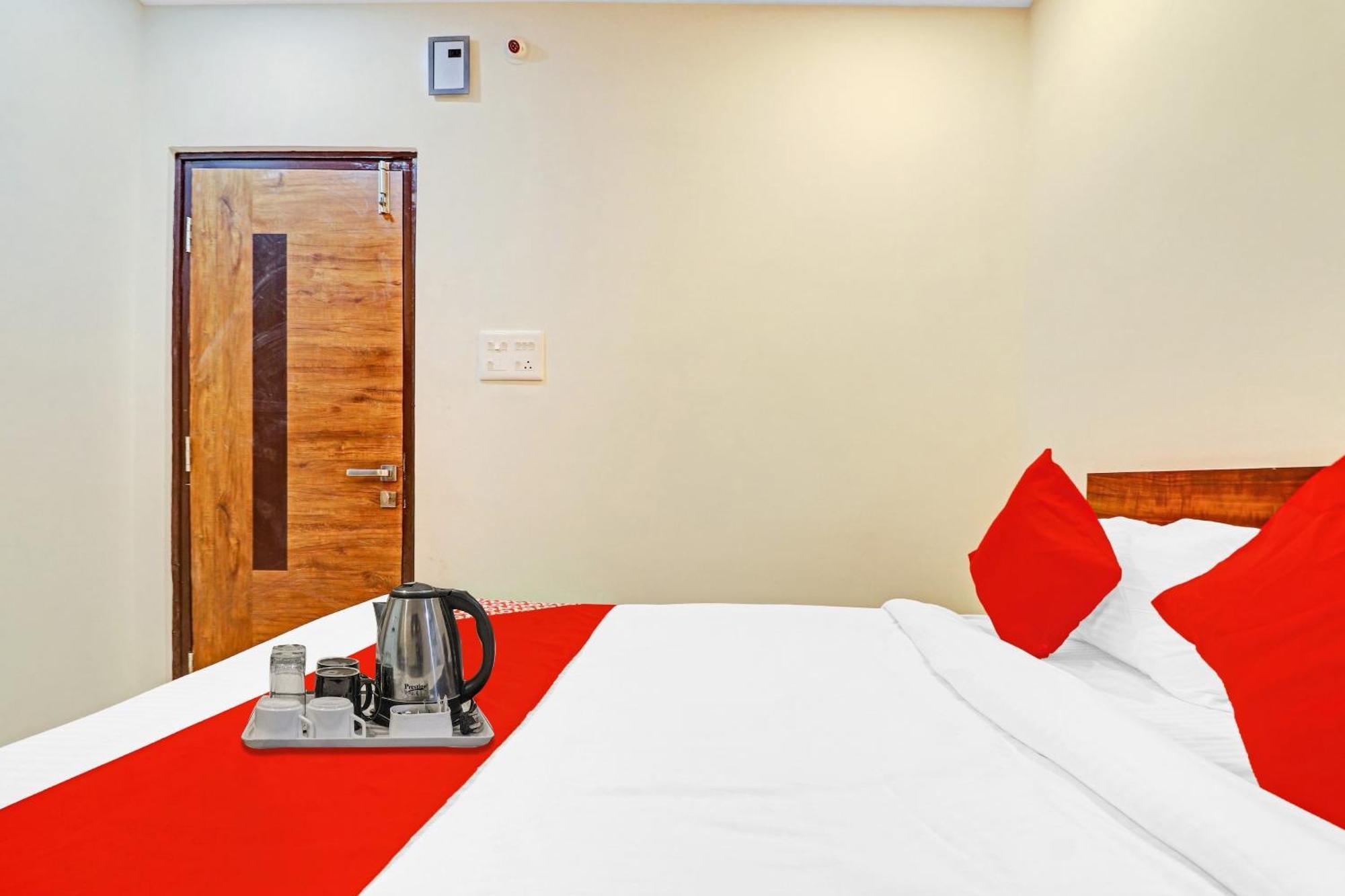 Hotel O Night Eye 海得拉巴 外观 照片